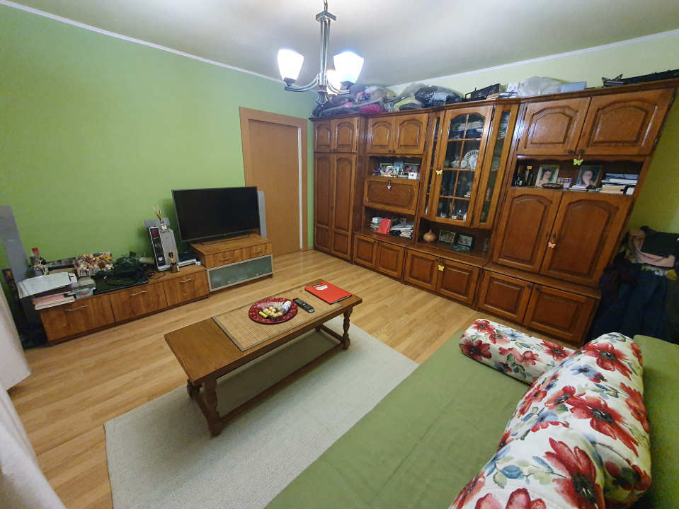 Apartament cu 2 camere, etaj 2 - zona Dambovita 2, foxfort.ro
