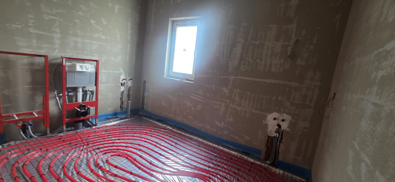 Duplex modern cu toate utilitatile - la intrare in Mosnita Noua 14, foxfort.ro