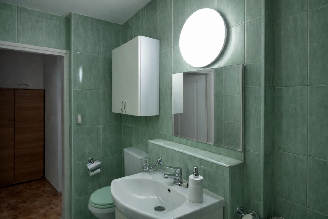 Apartament de inchiriat cu 2 camere renovat, utilat, zona Calea Sagului 3, foxfort.ro