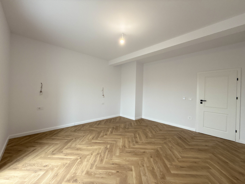 Duplex cu 4 camere de vanzare in localitatea Covaci 4, foxfort.ro