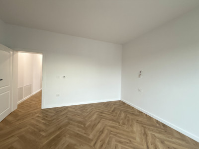 Duplex cu 4 camere de vanzare in localitatea Covaci imagine mica 21, foxfort.ro