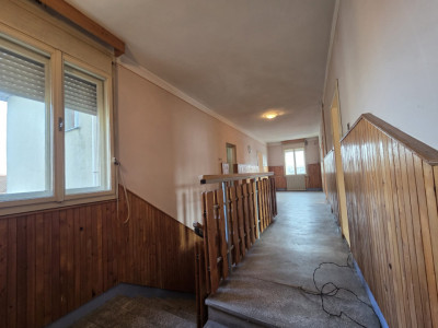 Casa individuala de vanzare | Zona UTA |Amprenta la sol 164 mp P+2 | Comision 0% imagine mica 12, foxfort.ro