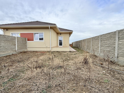 Duplex 3 camere - toate utilitatile - Mosnita Noua