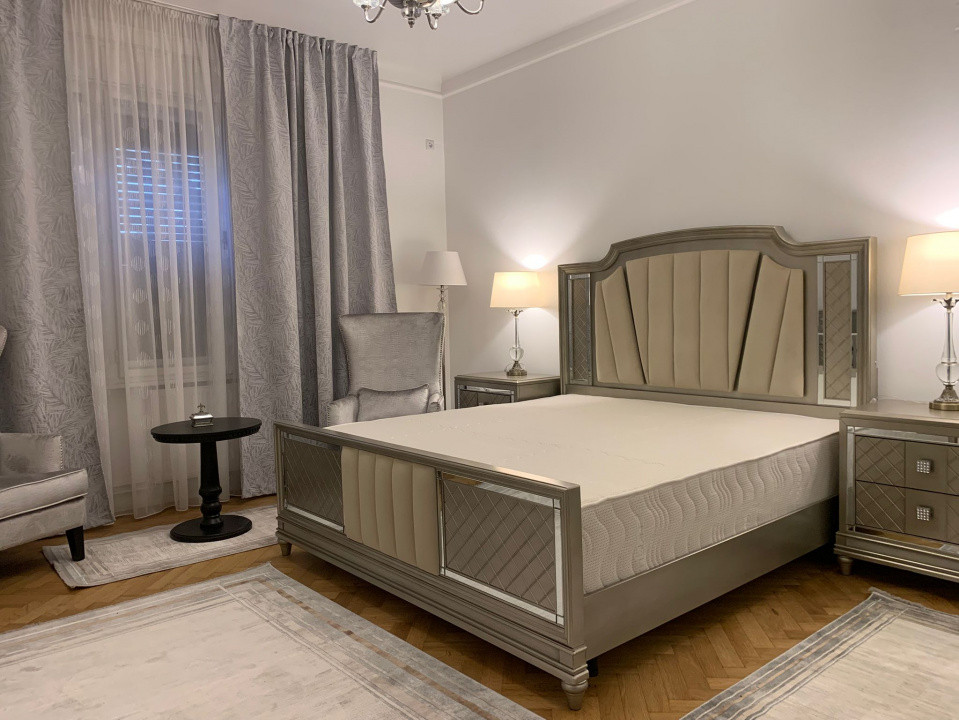 Apartament cu 3 camere, parter inalt - Central 3, foxfort.ro