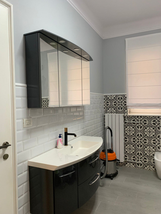 Apartament cu 3 camere, parter inalt - Central 17, foxfort.ro