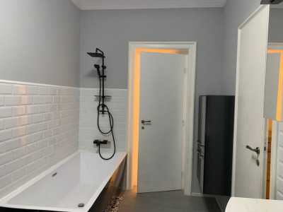 Apartament cu 3 camere, parter inalt - Central imagine mica 6, foxfort.ro