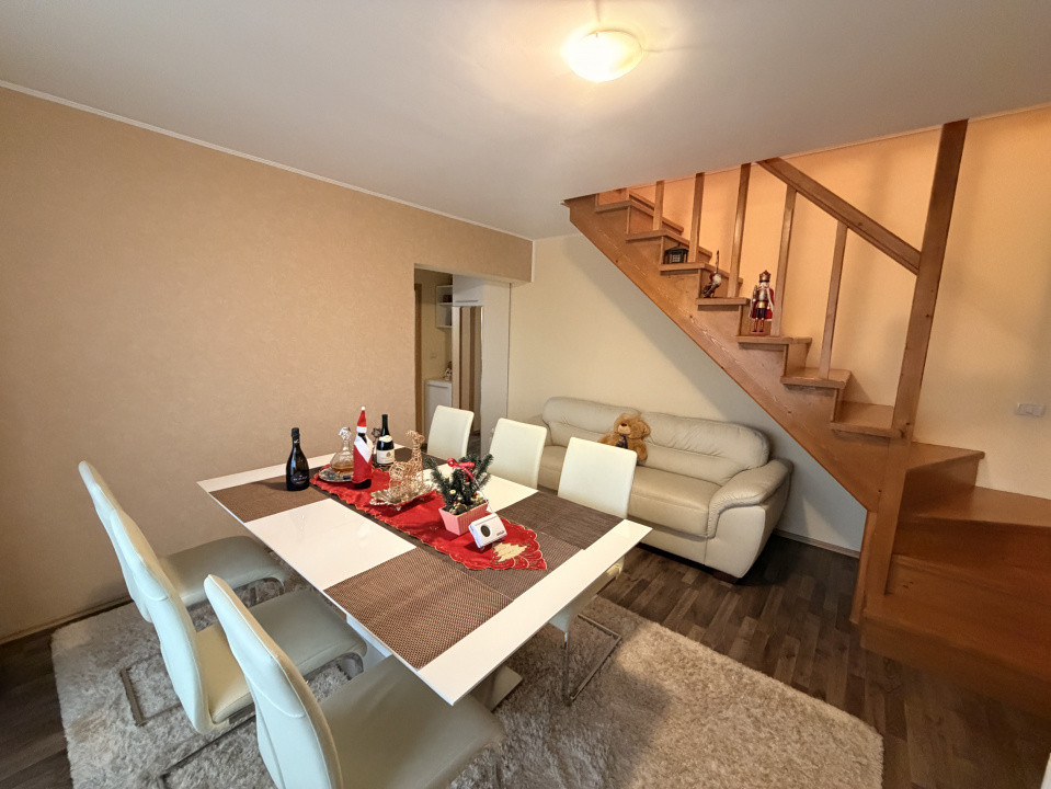 Apartament de vanzare cu 4 camere, Giroc, in blocul Catena 10, foxfort.ro