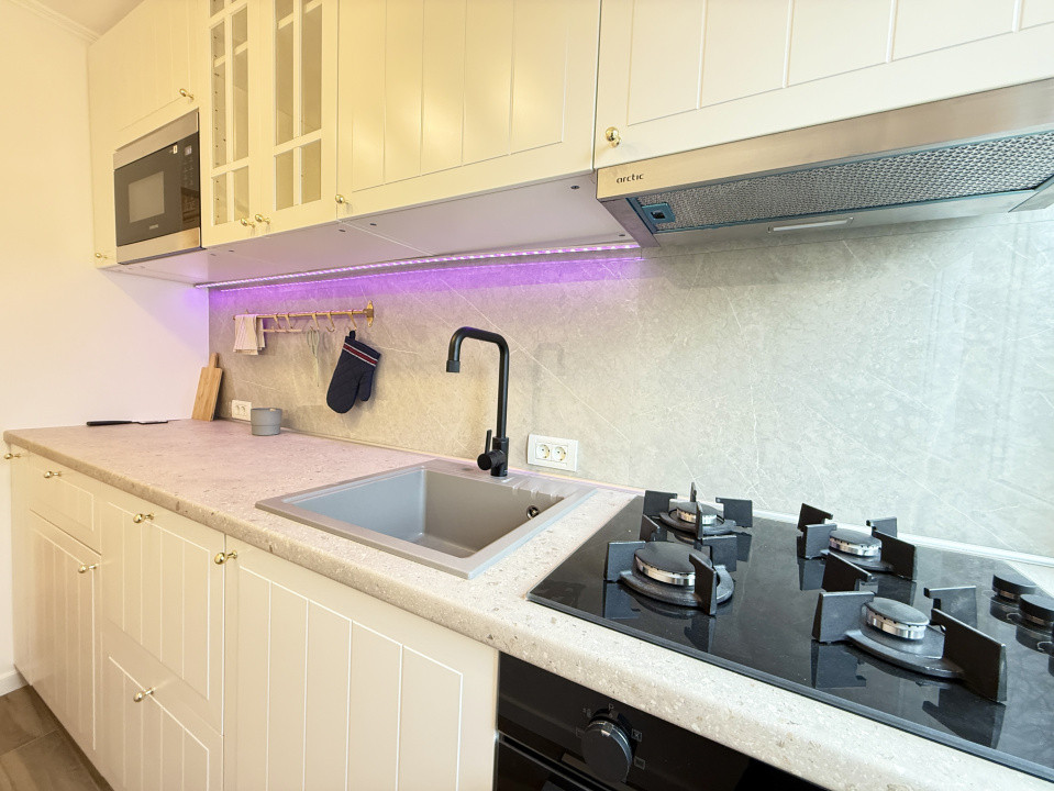 Apartament cu 4 camere de vanzare in Timisoara, zona Cetatii 34, foxfort.ro