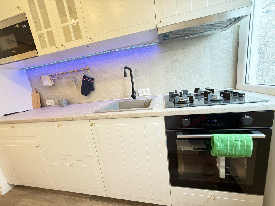 Apartament cu 4 camere de vanzare in Timisoara, zona Cetatii 35, foxfort.ro