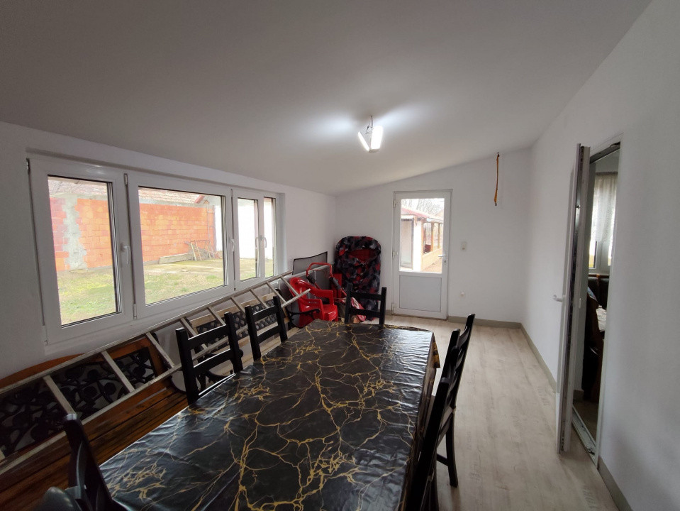 Casa de vanzare in Grabat, com. Lenauheim, jud. Timis 12, foxfort.ro