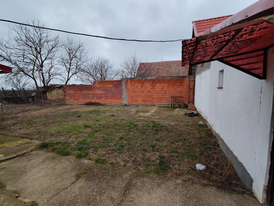 Casa de vanzare in Grabat, com. Lenauheim, jud. Timis 17, foxfort.ro