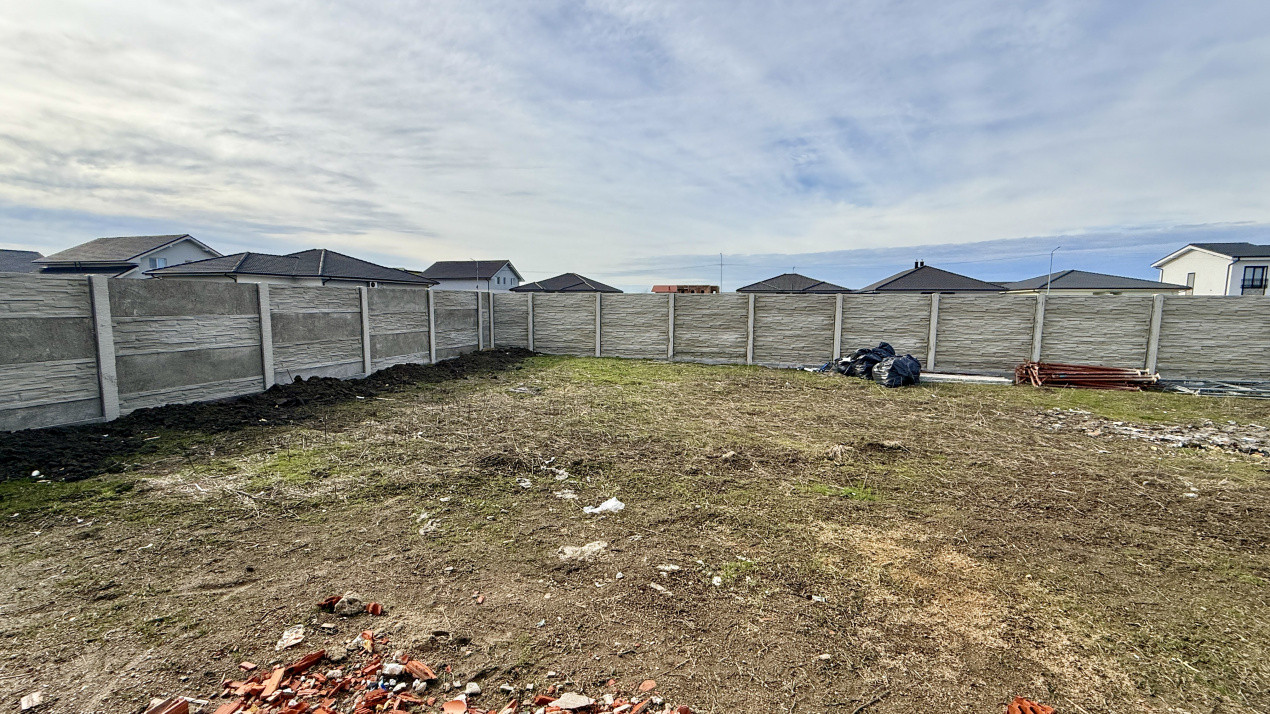 Duplex de vanzare, 3 camere pe parter + pod - Mosnita Veche 15, foxfort.ro