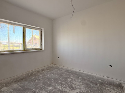 Duplex de vanzare, 3 camere pe parter + pod - Mosnita Veche imagine mica 6, foxfort.ro