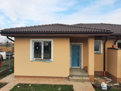 Duplex cu 4 camere, Pozitie excelenta - Mosnita Noua