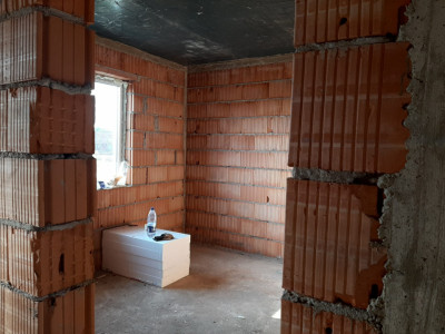 Casa individuala cu 4 camere si teren de 503 mp - zona Mosnita Noua imagine mica 5, foxfort.ro