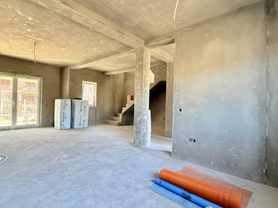 Duplex 3 camere, despartit prin camera tehnica, in spate la Lidl imagine mica 3, foxfort.ro