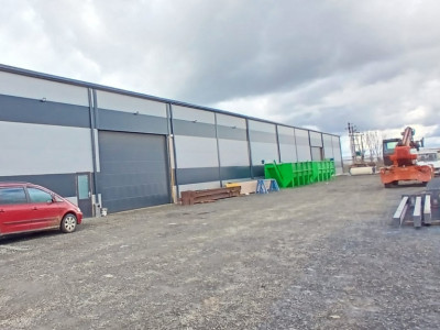 Hala industriala de 576 mp de vanzare - zona Giarmata