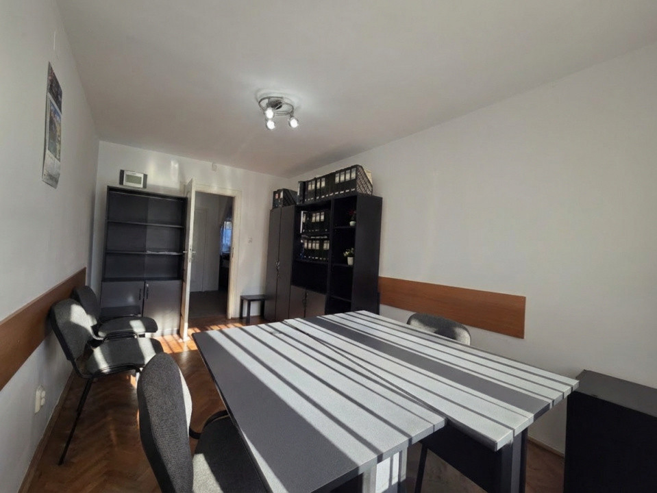 Apartament 2 camere de vanzare in Arad, Strada Praporgescu, locuinta / birou 8, foxfort.ro