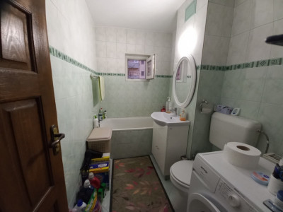 Apartament 3 camere semidecomandat - zona Aradului imagine mica 4, foxfort.ro