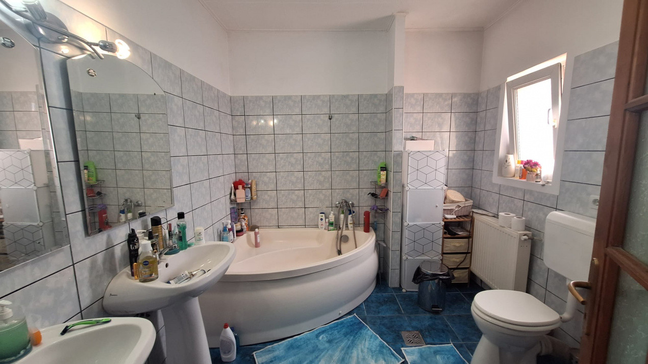 Casa individuala cu 6 camere de vanzare in zona Iosefin 3, foxfort.ro