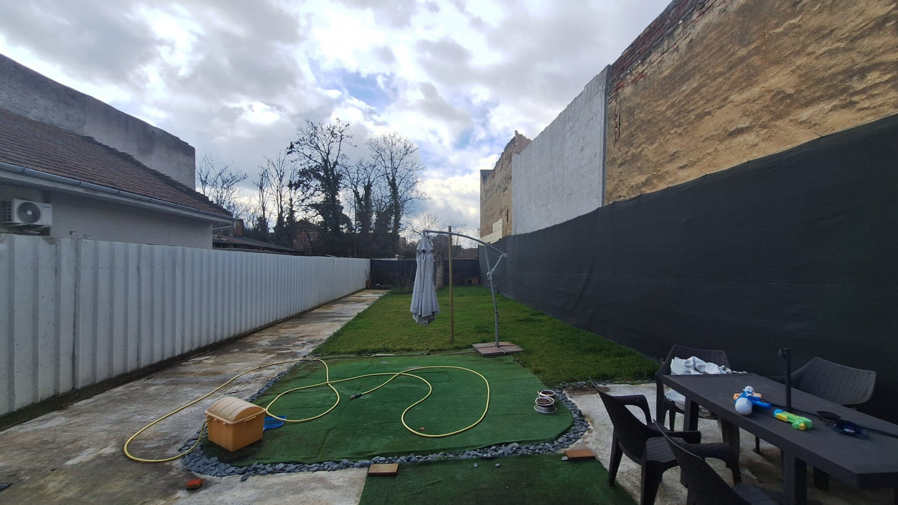 Casa individuala cu 6 camere de vanzare in zona Iosefin 17, foxfort.ro