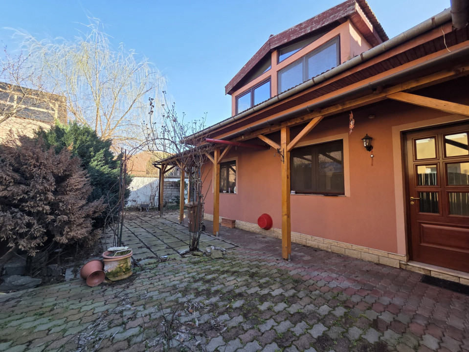 🏡 Casă spațioasă 200 mp utili, complet mobilată și utilată – Arad – 187.000 € 14, foxfort.ro