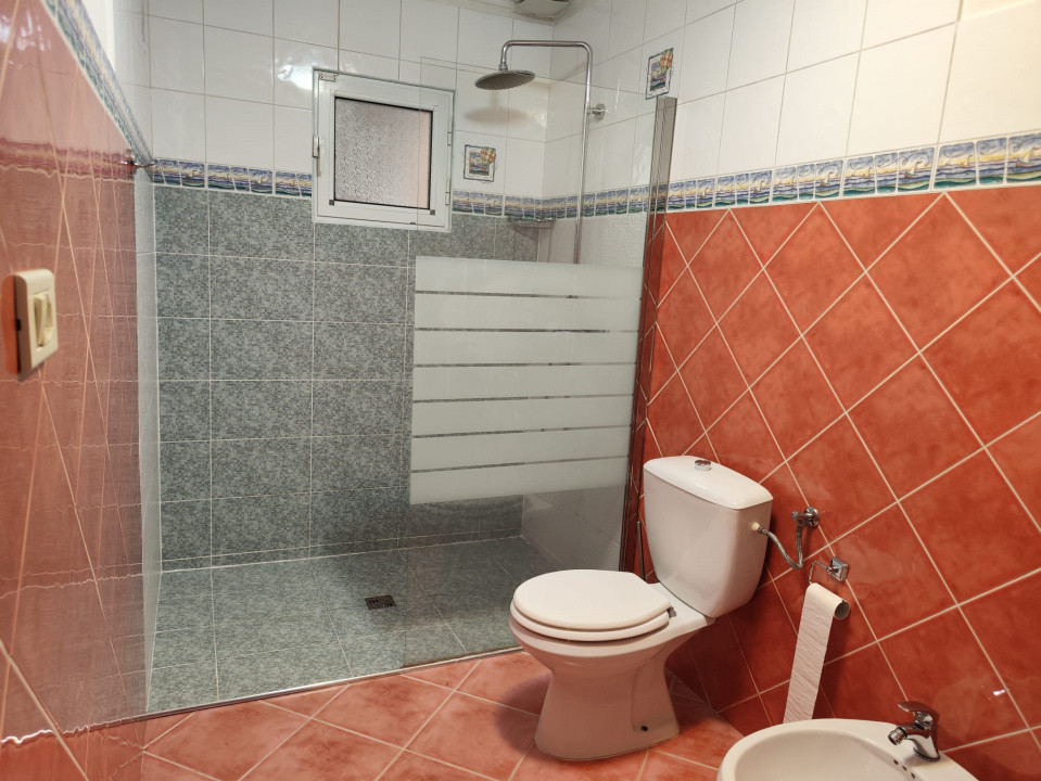 🏡 Casă spațioasă 200 mp utili, complet mobilată și utilată – Arad – 187.000 € 16, foxfort.ro