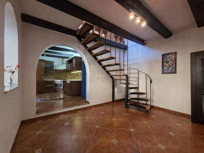 🏡 Casă spațioasă 200 mp utili, complet mobilată și utilată – Arad – 187.000 €