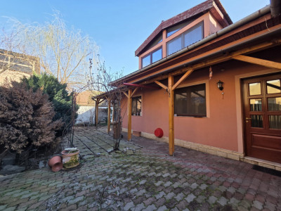 š” CasÄ spaČioasÄ 200 mp utili, complet mobilatÄ Či utilatÄ ā Arad ā 187.000 ⬠imagine mica 14, foxfort.ro