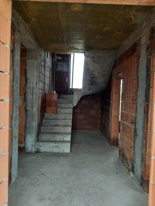 Casa individuala cu 6 camere - zona padure Dumbravita 3, foxfort.ro