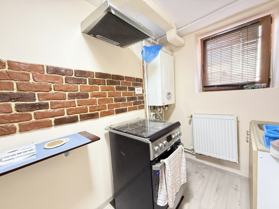 Apartament cu 3 camere de vanzare in Timisoara, zona Centrala 27, foxfort.ro