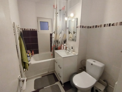 Apartament cu 2 camere de inchiriat mobilat si utilat in zona Sagului imagine mica 5, foxfort.ro