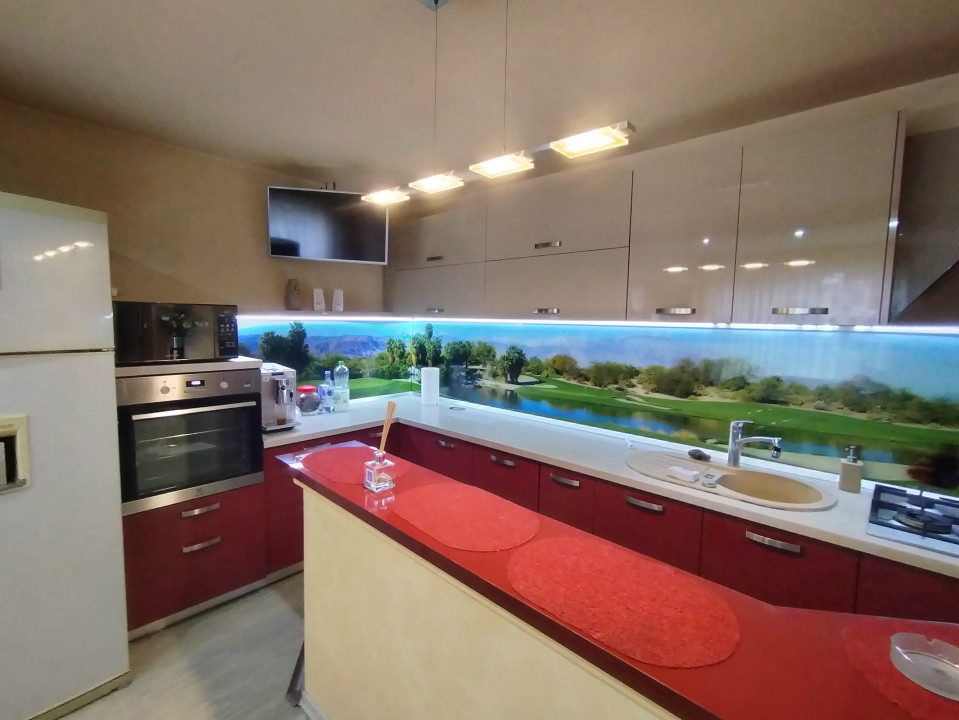 Casa cu 4 camere de vanzare in localitatea Timisoara, zona Fratelia 1, foxfort.ro