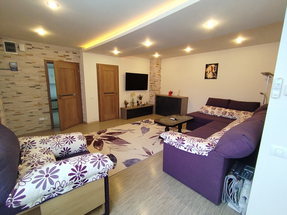 Casa cu 4 camere de vanzare in localitatea Timisoara, zona Fratelia 3, foxfort.ro