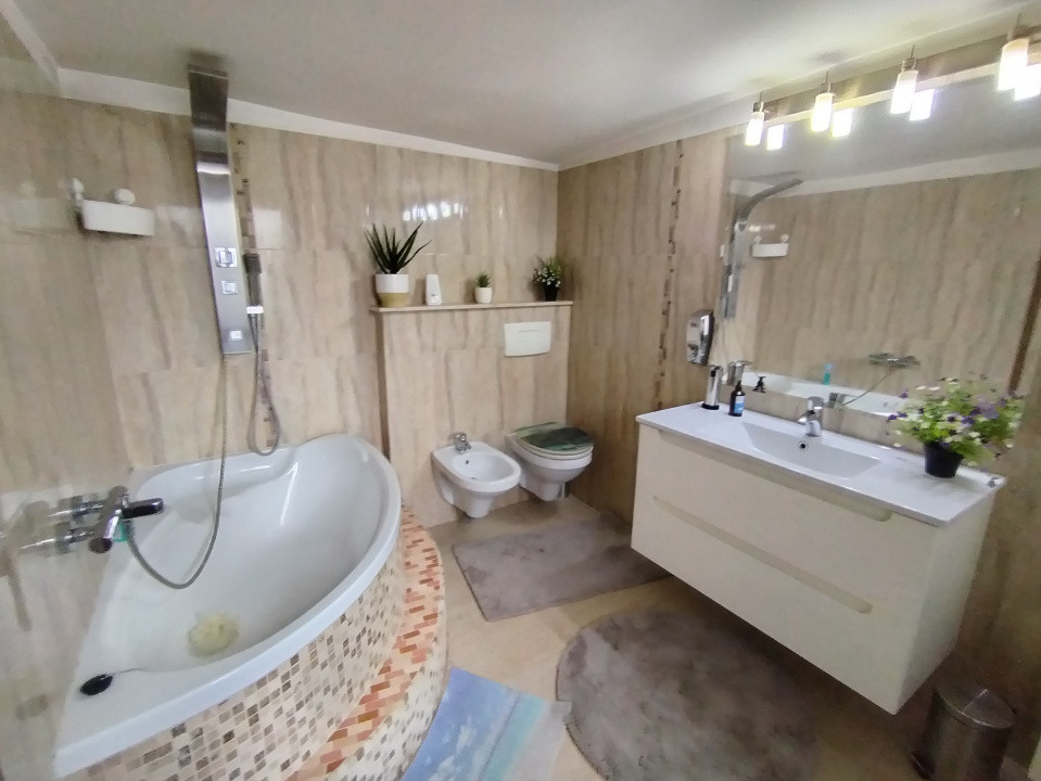 Casa cu 4 camere de vanzare in localitatea Timisoara, zona Fratelia 7, foxfort.ro