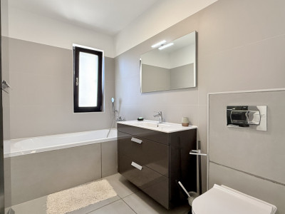 Apartament de inchiriat cu 3 camere, 98 mp utili - Dumbravita imagine mica 9, foxfort.ro