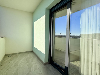 Apartament de inchiriat cu 3 camere, 98 mp utili - Dumbravita imagine mica 19, foxfort.ro