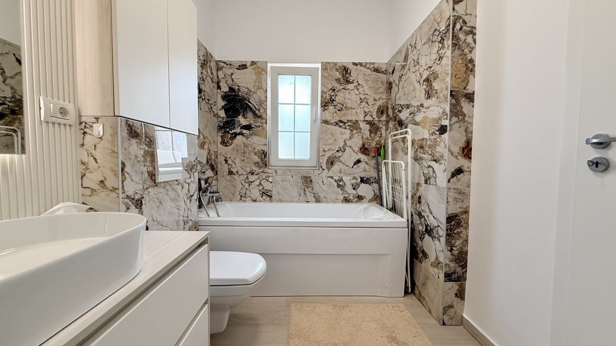 Duplex de vanzare, 3 camere + 2 bai - mobilat si utilat - Mosnita Noua 17, foxfort.ro