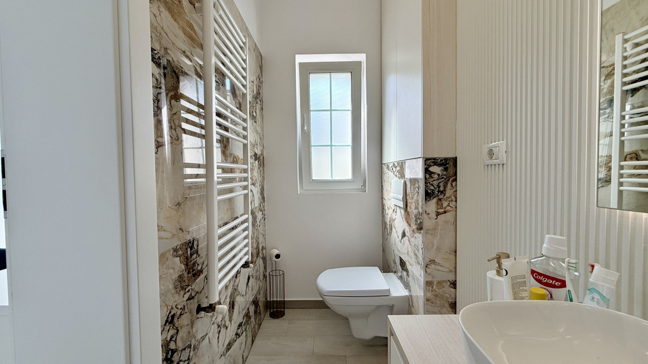 Duplex de vanzare, 3 camere + 2 bai - mobilat si utilat - Mosnita Noua 21, foxfort.ro