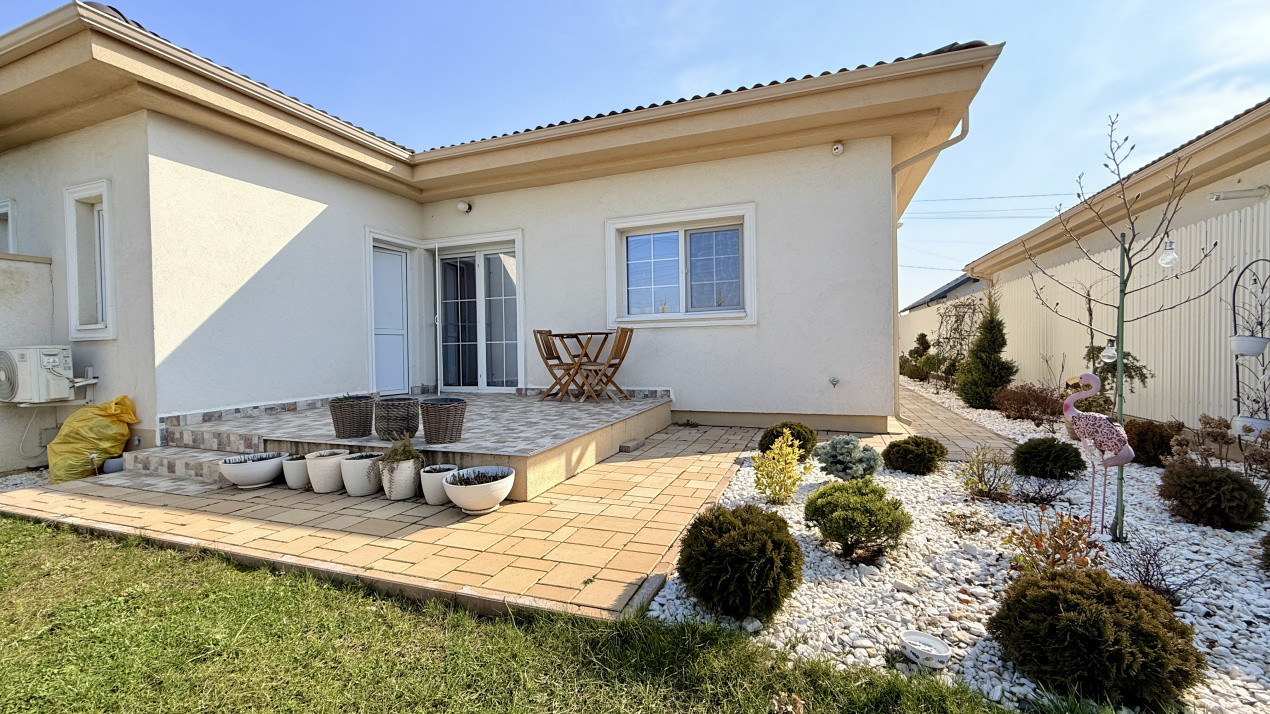 Duplex de vanzare, 3 camere + 2 bai - mobilat si utilat - Mosnita Noua 26, foxfort.ro