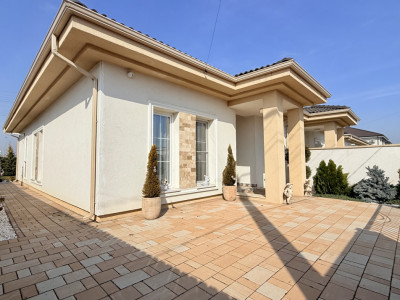 Duplex de vanzare, 3 camere + 2 bai - mobilat si utilat - Mosnita Noua