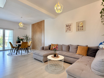 Duplex de vanzare, 3 camere + 2 bai - mobilat si utilat - Mosnita Noua imagine mica 8, foxfort.ro