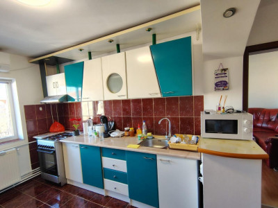 Apartament cu 3 camere si 2 balcoane, in Timisoara, zona Girocului