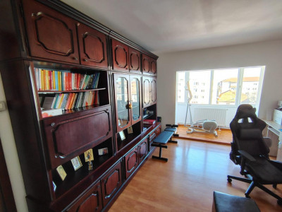 Apartament cu 3 camere si 2 balcoane, in Timisoara, zona Girocului imagine mica 3, foxfort.ro