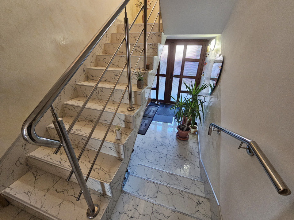 Oportunitate afacere: Spatiu industrial + Casa de locuit - Bogdanestilor 37, foxfort.ro