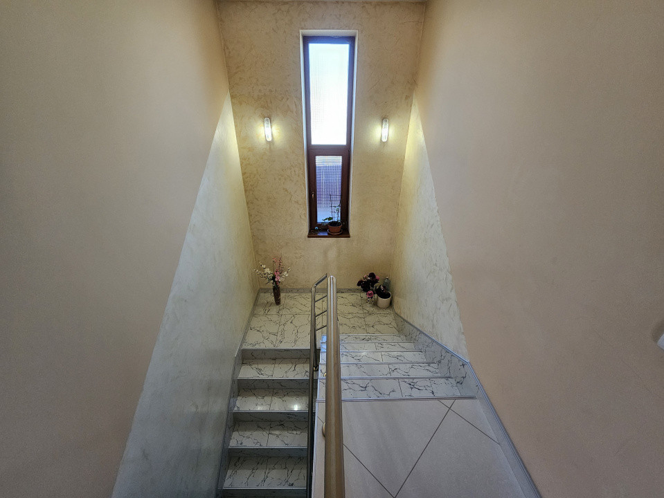 Oportunitate afacere: Spatiu industrial + Casa de locuit - Bogdanestilor 41, foxfort.ro