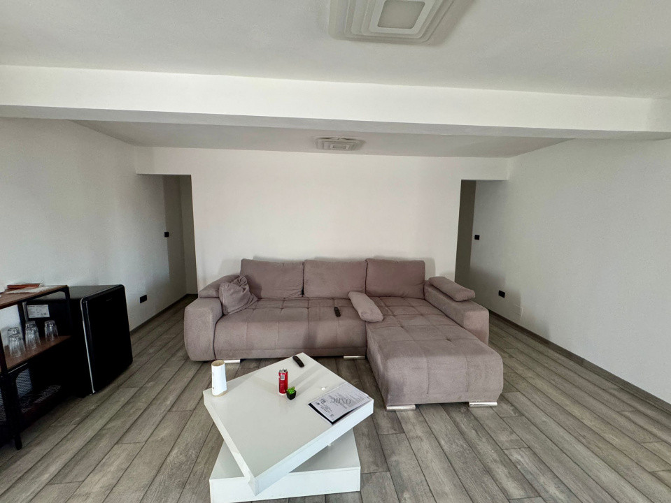 Casa individuala cu 6 camere si teren de 850 mp de vanzare - zona Modern 26, foxfort.ro