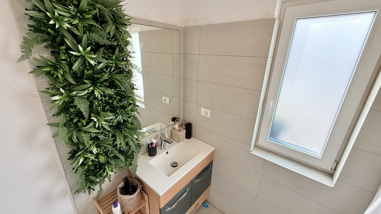 Duplex de vanzare in Sacalaz, 4 camere + 2 bai si toate utilitatile 12, foxfort.ro