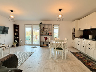 Duplex de vanzare in Sacalaz, 4 camere + 2 bai si toate utilitatile imagine mica 2, foxfort.ro