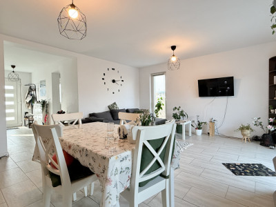 Duplex de vanzare in Sacalaz, 4 camere + 2 bai si toate utilitatile imagine mica 4, foxfort.ro